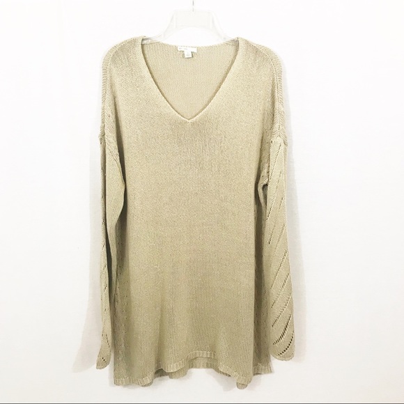 Cato Tan V-neck Sweater - Picture 1 of 2